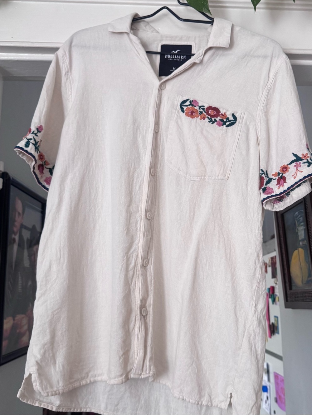 Hollister embroidered Button down blouse medium floral cream white pocket boho